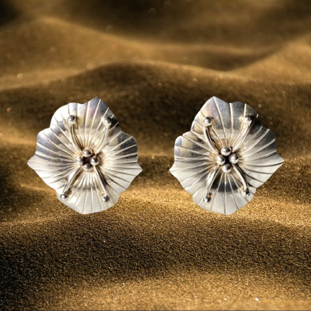 Carol Felley Lg. Sterling Silver Flower Ear Clips